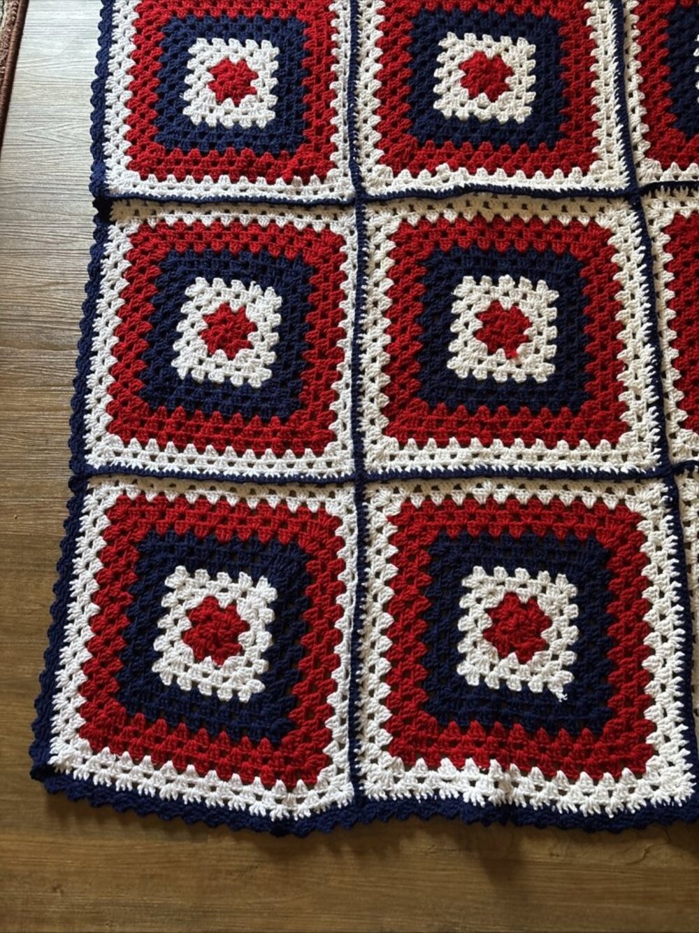 Red White & Blue Granny Squares Afghan Homemade Size 66 X 48 - Picture 3 of 6